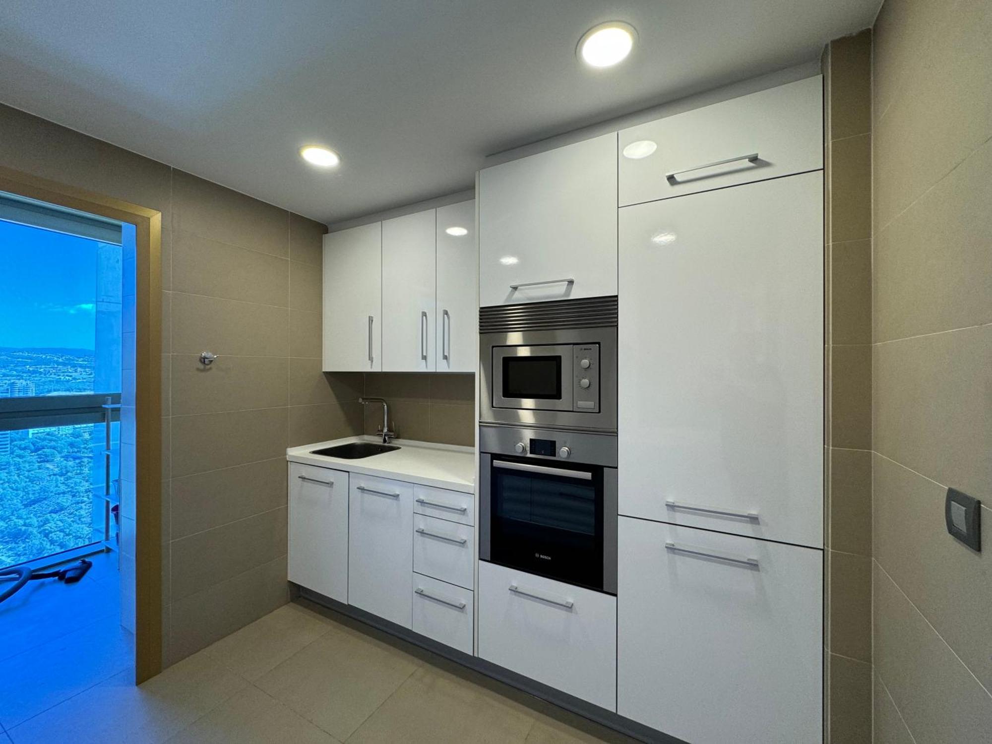 Intempo Sky Apartment 26 Floor Seaview Benidorm Bagian luar foto