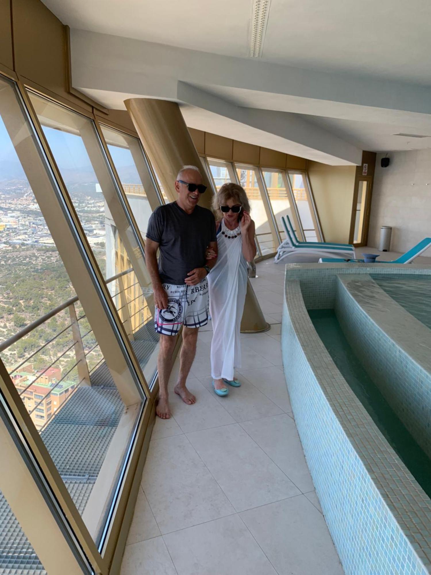 Intempo Sky Apartment 26 Floor Seaview Benidorm Bagian luar foto