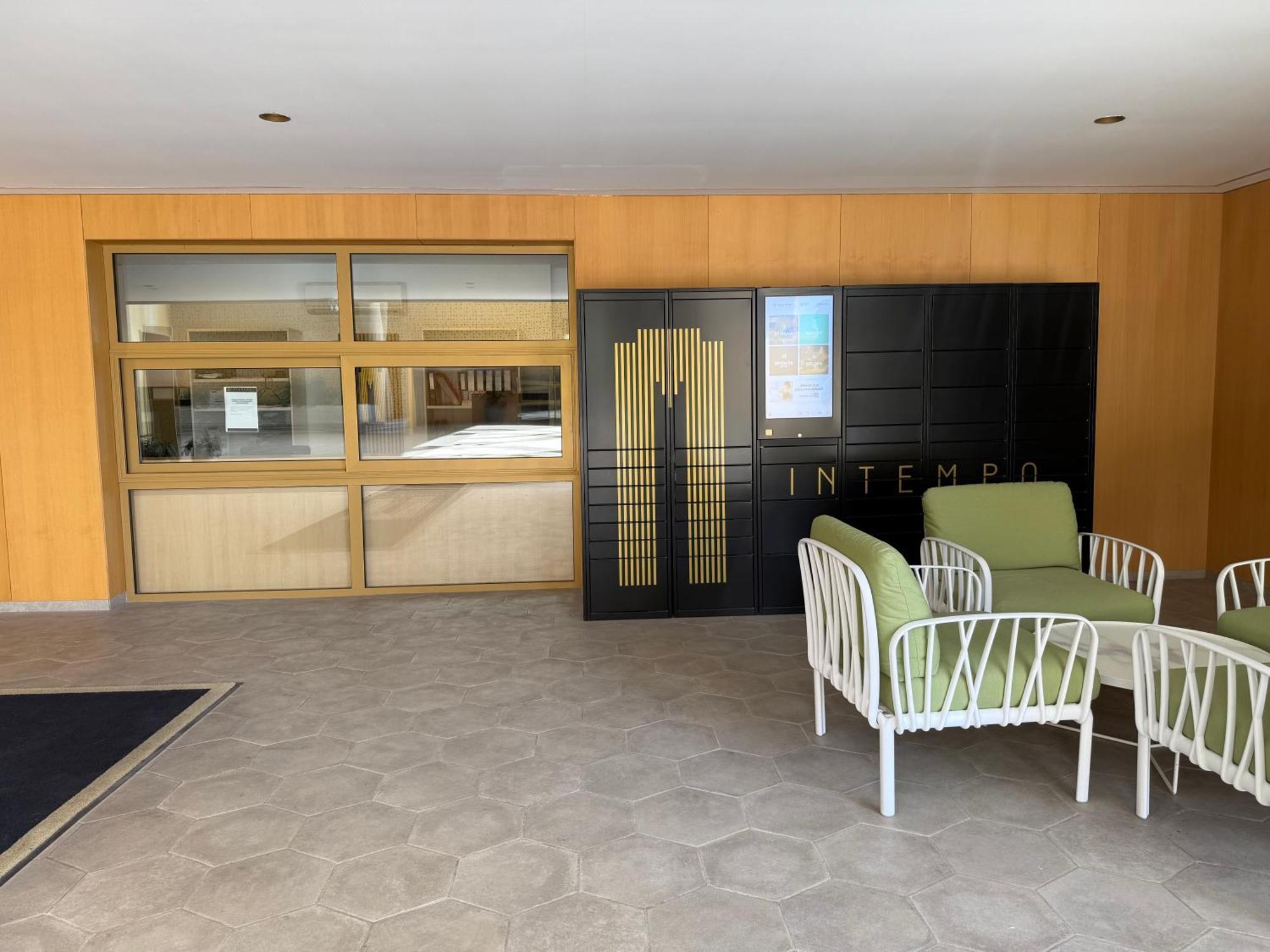Intempo Sky Apartment 26 Floor Seaview Benidorm Bagian luar foto